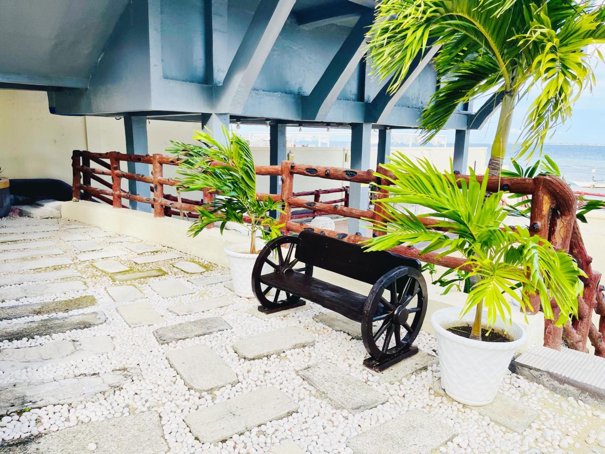 Resort Palmbeach & Mactan, Cebu 2*