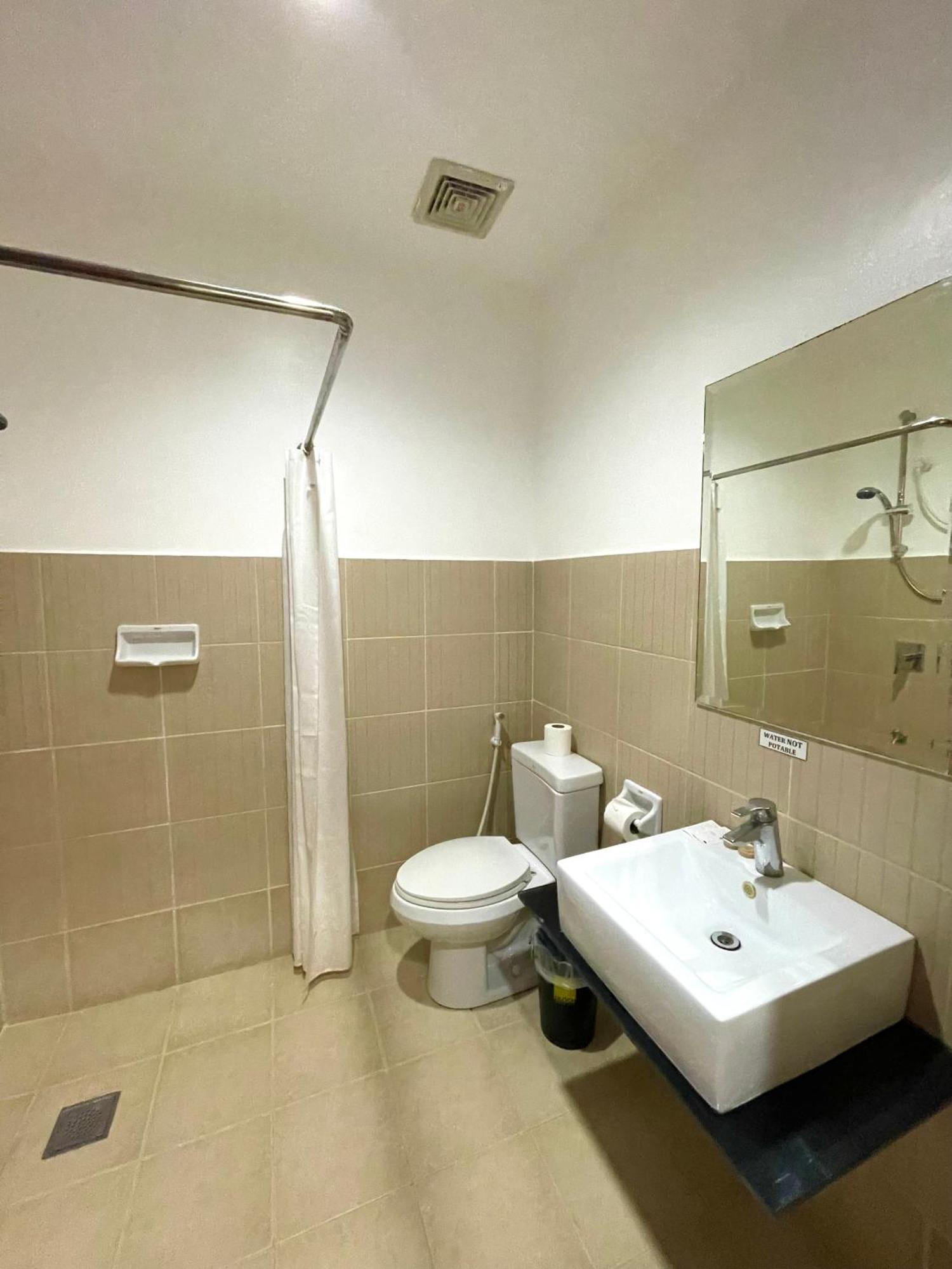 Palmbeach & Mactan, Cebu 2*